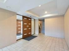 【東京都/武蔵野市桜堤】ロイヤルアーク武蔵野 エントランス