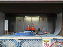 【東京都/小平市花小金井南町】花小金井スカイハイツ エントランス：修繕工事中