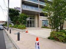 【東京都/小平市花小金井南町】シティテラス小金井公園 F棟 エントランス