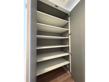 【東京都/小金井市本町】朝日パリオ小金井ハイツ 収納：廊下部分（玄関側）