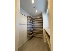 【東京都/小金井市本町】朝日パリオ小金井ハイツ シューズインクローゼット