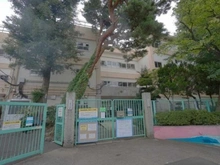 【東京都/杉並区和泉】明穂和泉マンション 杉並区立大宮小学校（現地より約595m）