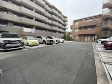 【東京都/小平市鈴木町】レクセルガーデン一橋学園 駐車場