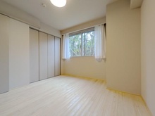 【東京都/新宿区内藤町】グローリオ御苑内藤町 洋室