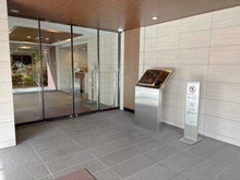 【東京都/小平市鈴木町】ザ・パークハウス花小金井ガーデンI街区 B棟 エントランス