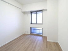 【東京都/府中市浅間町】エルフォレスト ガーデンウィング棟 洋室