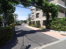 【東京都/小金井市貫井北町】ルミナス武蔵小金井 アプローチ