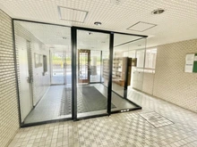 【東京都/世田谷区新町】パークハイム新町三丁目 エントランス