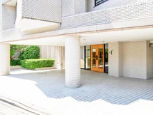 【東京都/世田谷区新町】パークハイム新町三丁目 エントランス