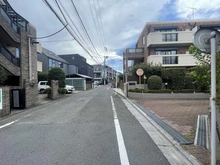 【東京都/世田谷区弦巻】エンゼルハイム馬事公苑  南側前面道路