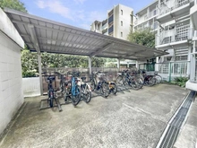 【東京都/世田谷区用賀】日商岩井用賀マンション 駐輪場