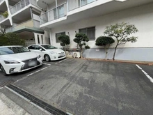 【東京都/世田谷区用賀】日商岩井用賀マンション 駐車場