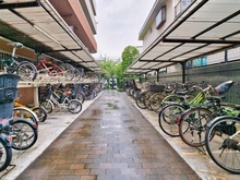 【東京都/世田谷区桜新町】藤和桜新町ホームズ 駐輪場