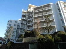 【東京都/世田谷区弦巻】三井馬事公苑南ハイツ 外観