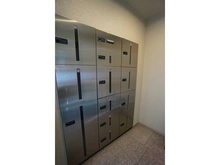 【東京都/世田谷区弦巻】メゾンモンティチェロ弦巻 宅配BOX