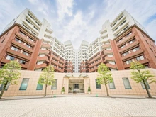 【東京都/世田谷区弦巻】ラ・コルダ弦巻 フォレストコート 外観：画像左：フォレストコート