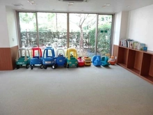 【東京都/世田谷区成城】パークシティ成城　 E-court 共用施設