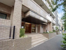 【東京都/世田谷区駒沢】マイキャッスル駒沢公園フロントビュー エントランス