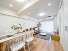 【東京都/世田谷区野毛】上野毛リッツハウス C館 リビング：※家具・調度品は販売価格に含まれておりません