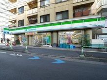 【東京都/世田谷区玉川台】ブランディア用賀 ファミリーマート　用賀二丁目店（現地より約360m）