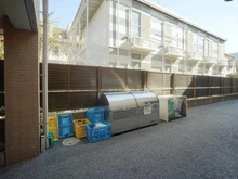 【東京都/世田谷区上用賀】デュオ・スカーラ用賀II 敷地内