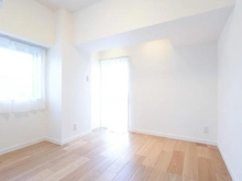 【東京都/世田谷区弦巻】三井馬事公苑南ハイツ 洋室