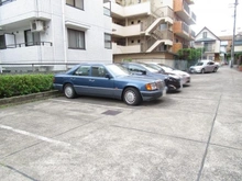 【東京都/世田谷区弦巻】シャンボール弦巻 駐車場