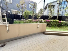 【東京都/世田谷区弦巻】グランヴェール弦巻 専用庭