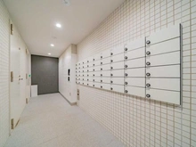 【東京都/世田谷区若林】クレヴィア三軒茶屋 メールBOX