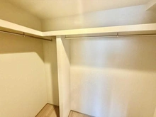 【東京都/世田谷区弦巻】ライオンズマンション弦巻グランフォート ウォークインクローゼット