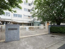 【東京都/世田谷区弦巻】ライオンズステージ世田谷弦巻  世田谷区弦巻中学校（現地より約333m）
