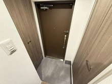【東京都/世田谷区用賀】ハイコーポ用賀 玄関：収納