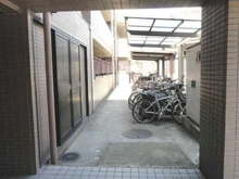 【東京都/世田谷区弦巻】マイキャッスル弦巻 駐輪場