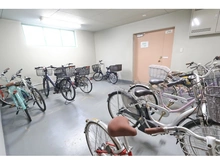 【東京都/世田谷区上用賀】パーク・コート上用賀 駐輪場