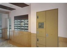 【東京都/世田谷区弦巻】ジェイパーク桜新町 メールBOX、宅配BOX