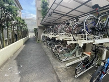 【東京都/世田谷区上用賀】東急ドエルアルス上用賀 駐輪場