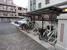 【東京都/世田谷区大蔵】ハイホーム砧公園 駐輪場