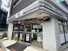 【東京都/杉並区荻窪】パームコート荻窪 セブンイレブン荻窪桃二小南店（現地より約170m）：徒歩3分