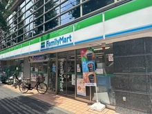 【東京都/杉並区桃井】ライオンズマンション西荻 ファミリーマート杉並桃井店（現地より約950m）：