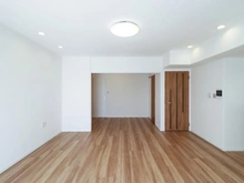 【東京都/杉並区上井草】ラヴィドール杉並上井草 リビング・ダイニング：奥：洋室