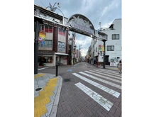 【東京都/杉並区荻窪】ライオンズグローベル荻窪ラトーリア すずらん通り（現地より約40m）：
