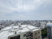 【東京都/杉並区阿佐谷南】パークハウス阿佐ヶ谷レジデンス 眺望：バルコニーから