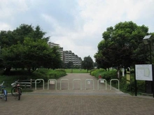【東京都/杉並区善福寺】マンション西荻窪 桃井原っぱ公園（現地より約450m）