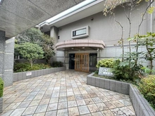 【東京都/杉並区上井草】シャリエ上井草 エントランス