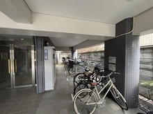 【東京都/杉並区堀ノ内】ベルコート東高円寺 駐輪場