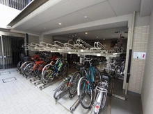 【東京都/中野区中央】アトラス中野中央 駐輪場