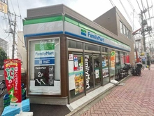 【東京都/杉並区方南】シティテラス杉並方南町サウス ファミリーマート杉並方南二丁目店（現地より約73m）