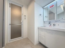 【東京都/杉並区梅里】グランドメゾン新高円寺 洗面室