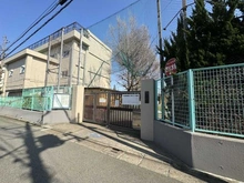 【東京都/杉並区浜田山】東急ドエル・プレステージ浜田山ガーデンズ 高井戸第三小学校（現地より約630m）