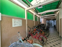 【東京都/台東区竜泉】ジュネシオン竜泉 駐輪場